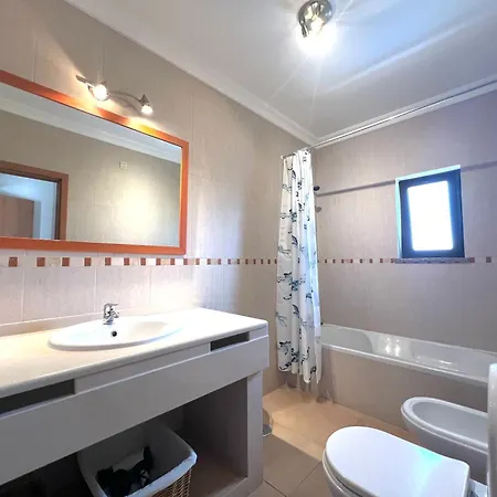Gated Family With Private Pool And Garden * Torre (Faro)