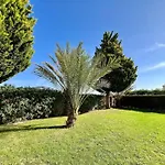 Villa Gated Family With Private Pool And Garden