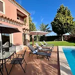 Gated Family With Private Pool And Garden Villa *