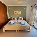 Villa Gated Family With Private Pool And Garden Torre (Faro)